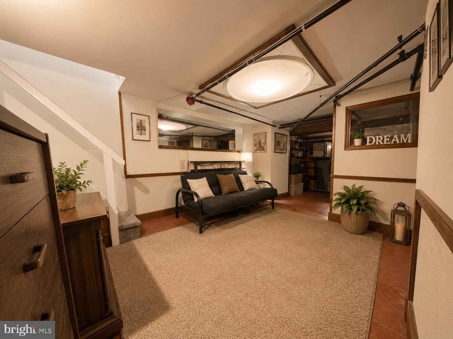 GERMANTOWN (EAST) - Residential