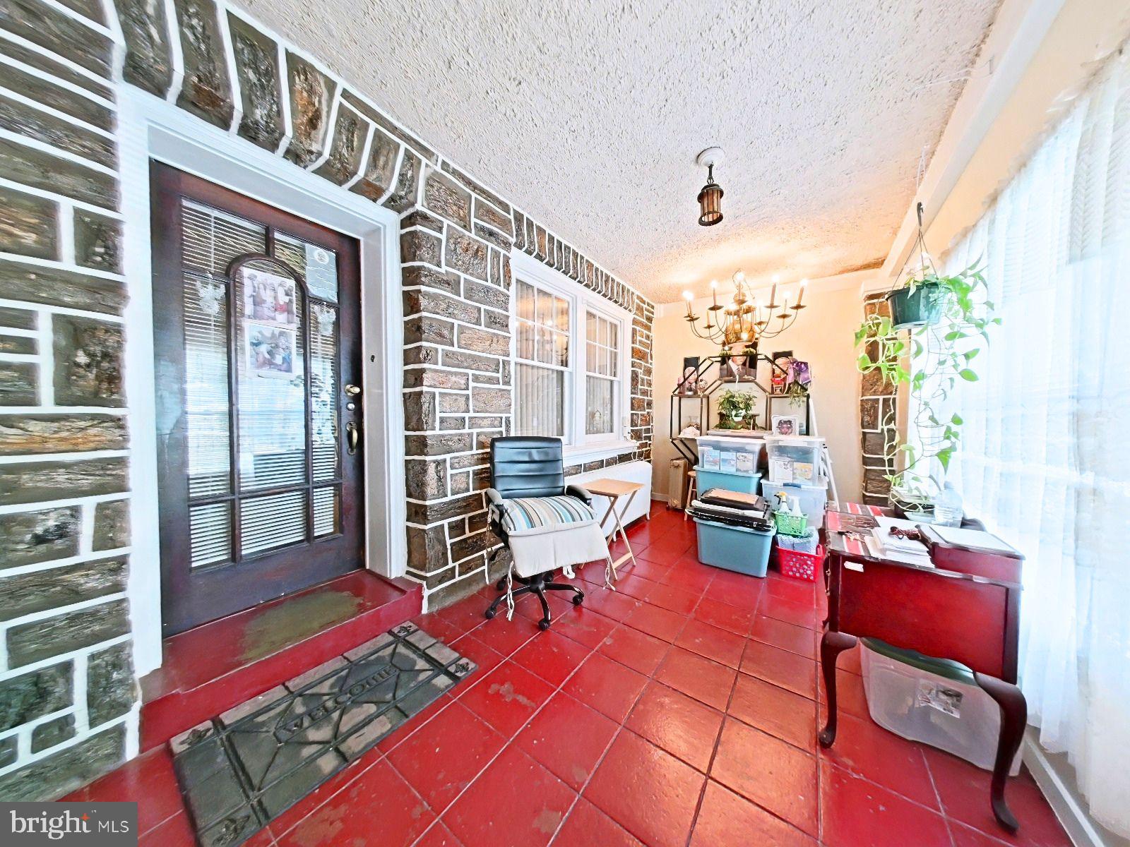 GERMANTOWN (EAST) - Residential