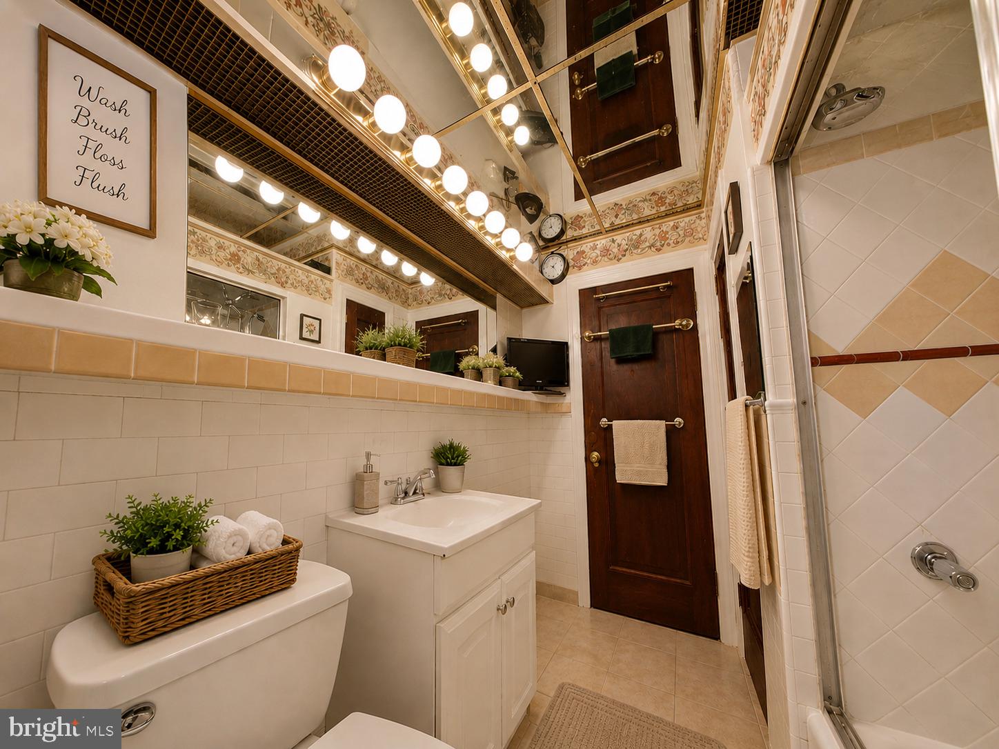 GERMANTOWN (EAST) - Residential