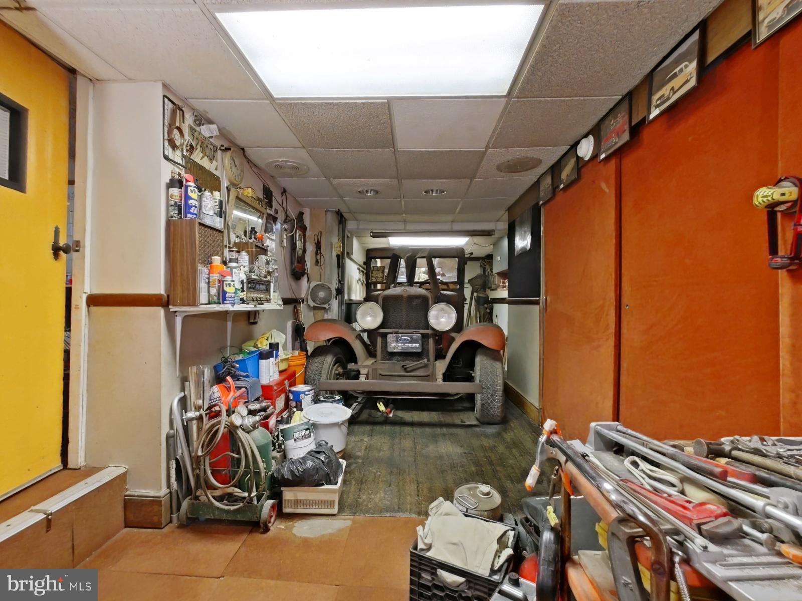 GERMANTOWN (EAST) - Residential