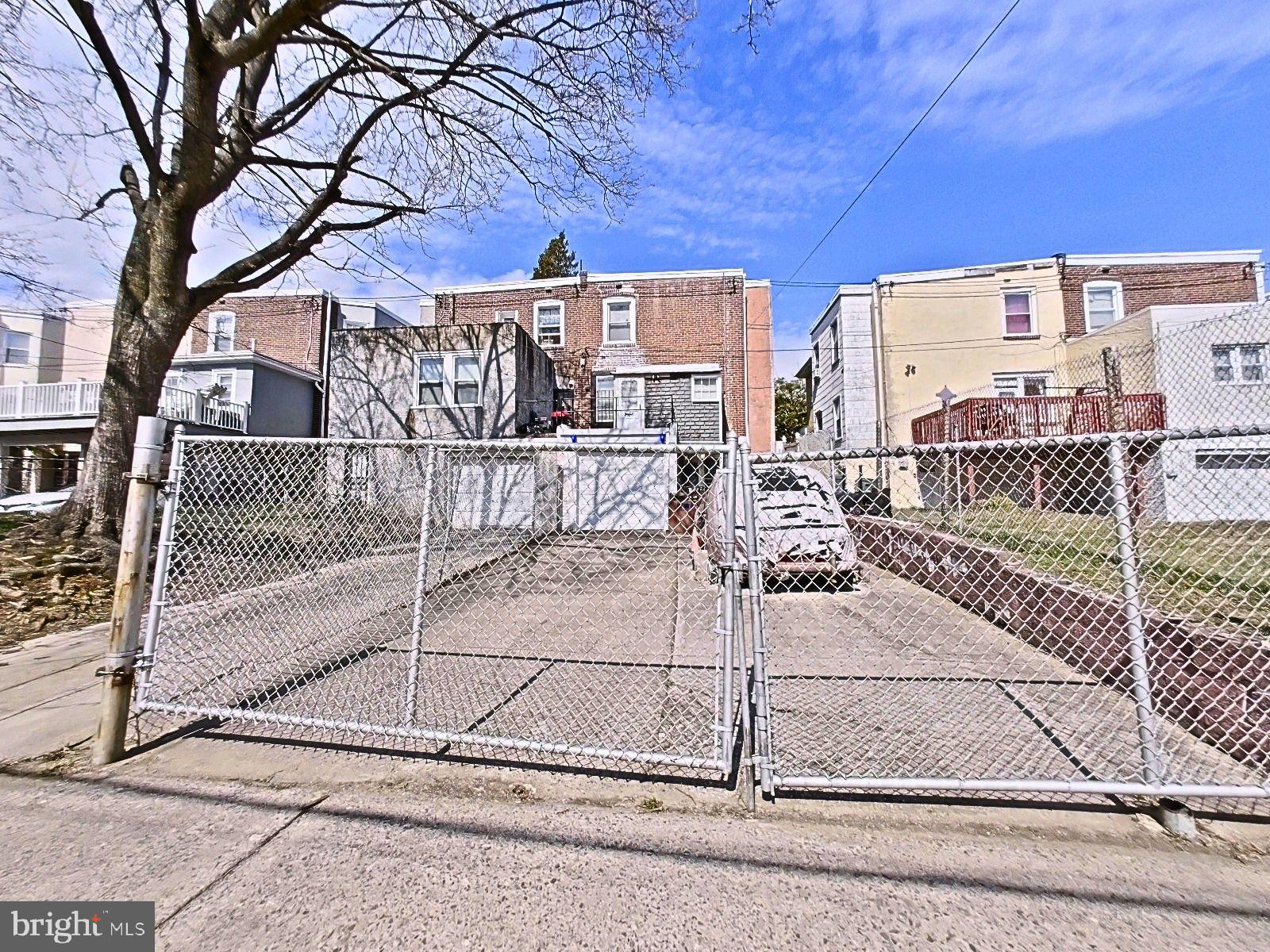 GERMANTOWN (EAST) - Residential