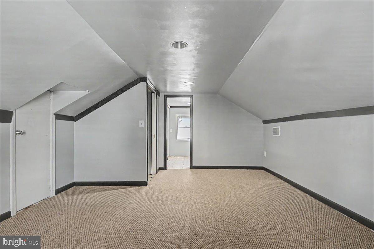 MANOR PARK - Residential