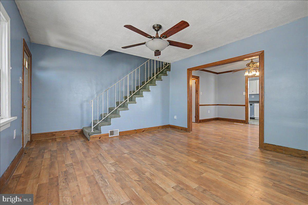 MANOR PARK - Residential