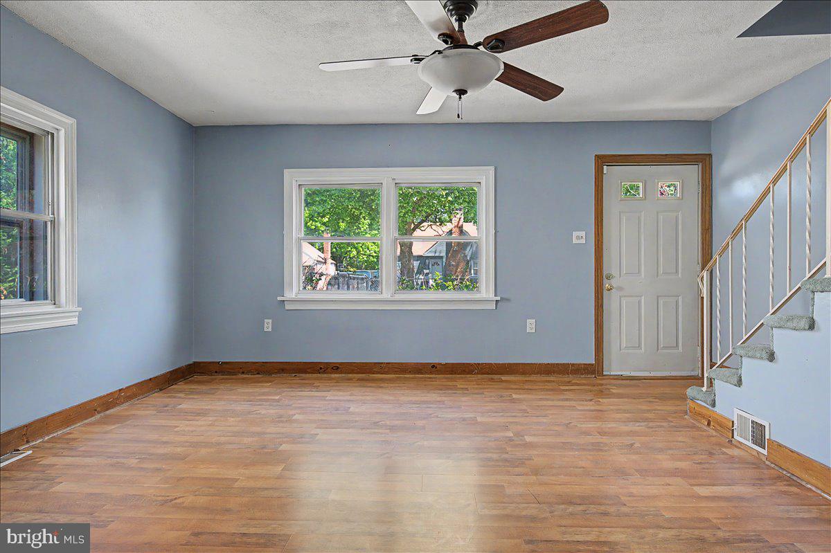 MANOR PARK - Residential