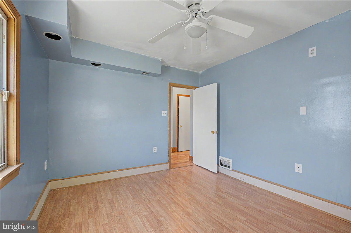 MANOR PARK - Residential