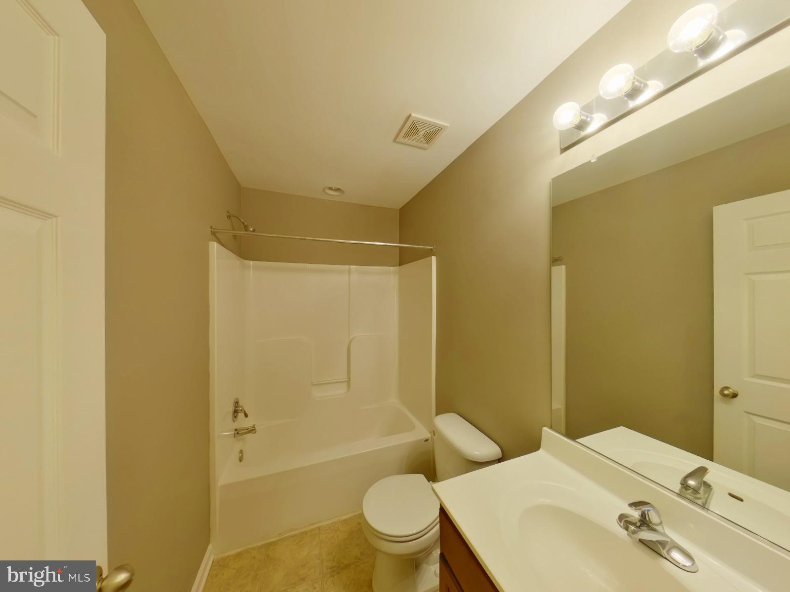 PRENTISS POINT - Residential Lease