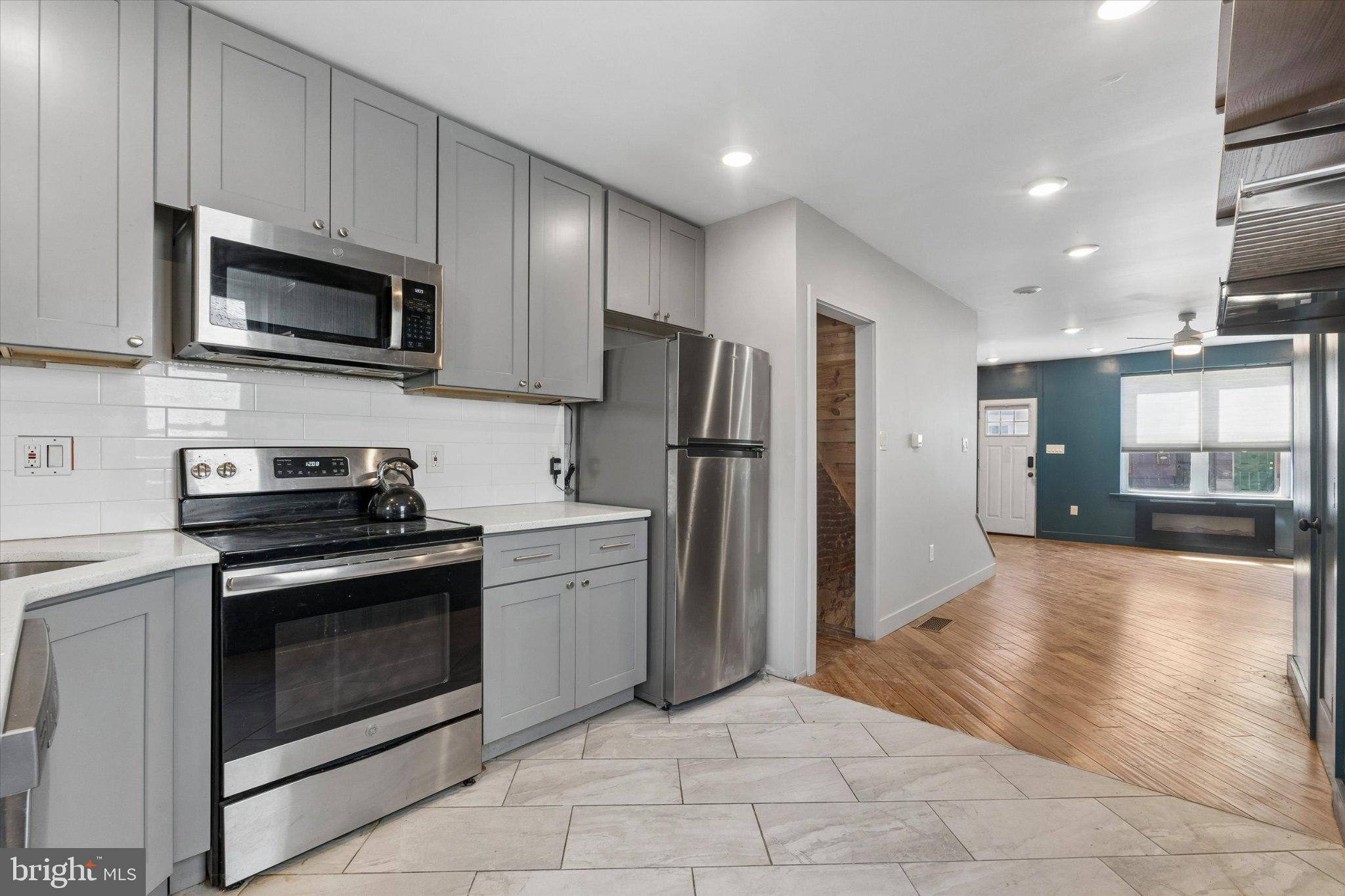 POINT BREEZE - Residential