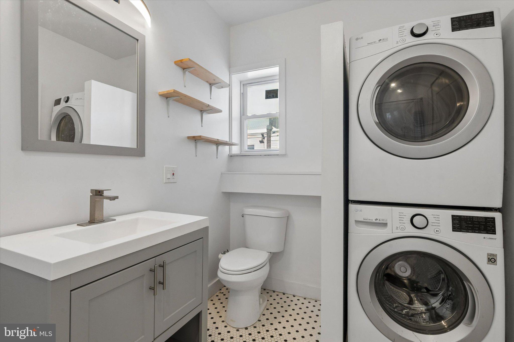 POINT BREEZE - Residential