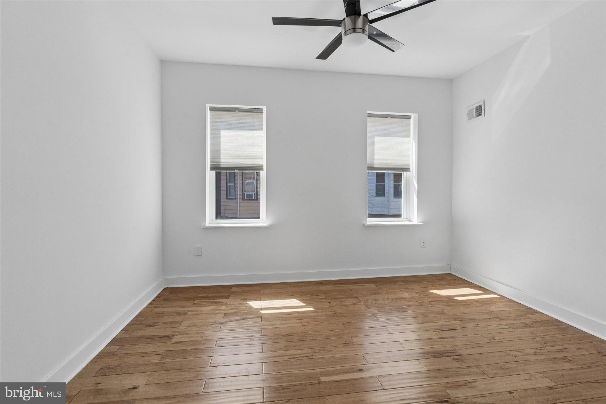 POINT BREEZE - Residential