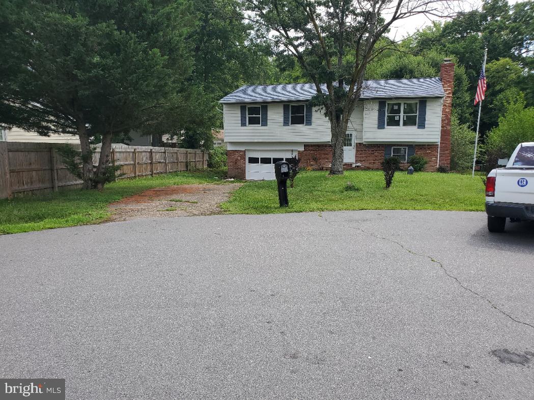 MAPLE GROVE - Residential