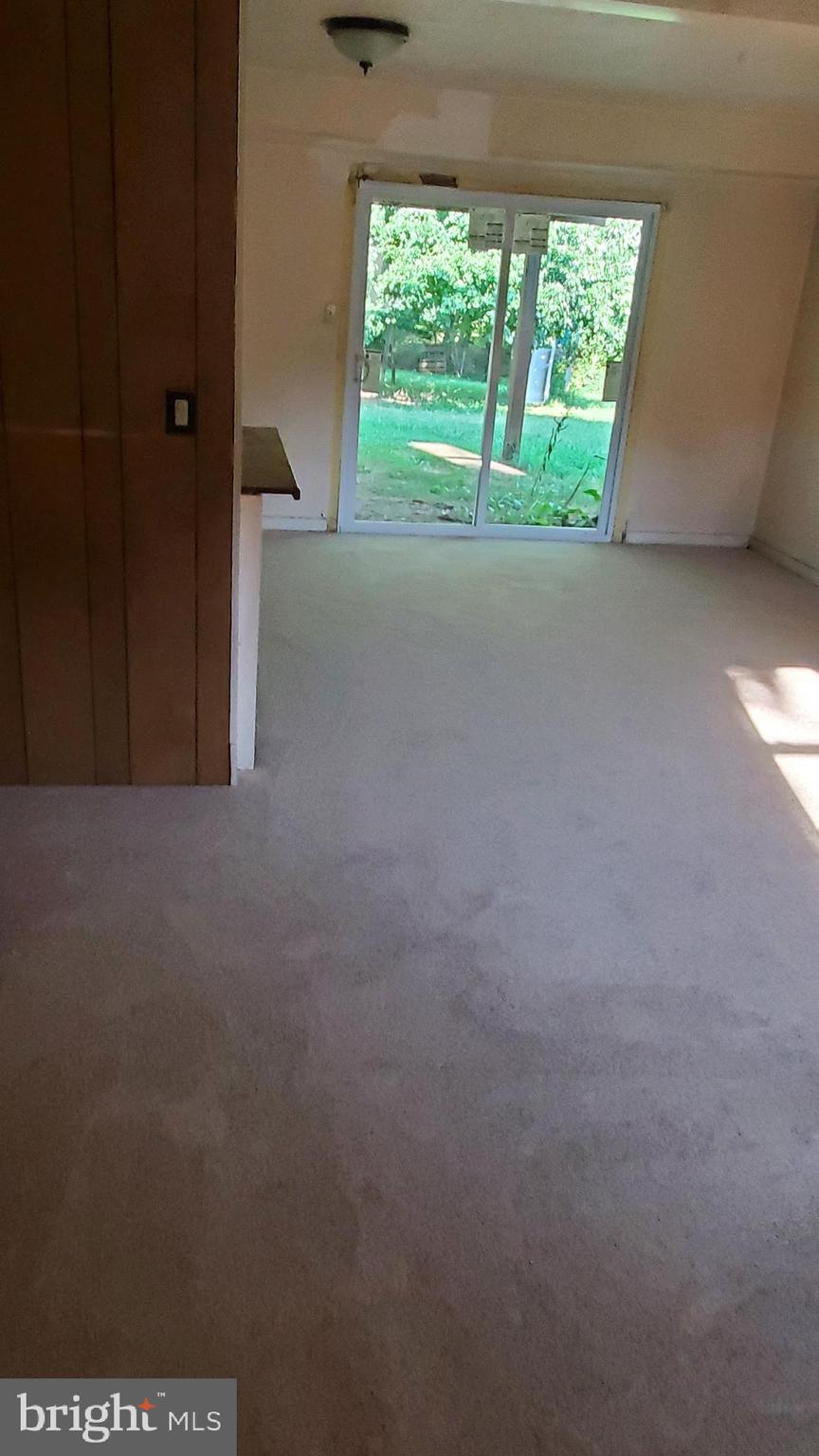 MAPLE GROVE - Residential