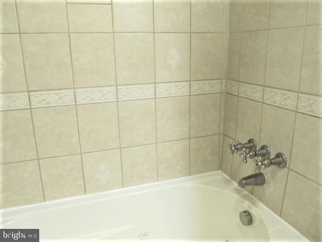 BALTIMORE HIGHLANDS - Residential