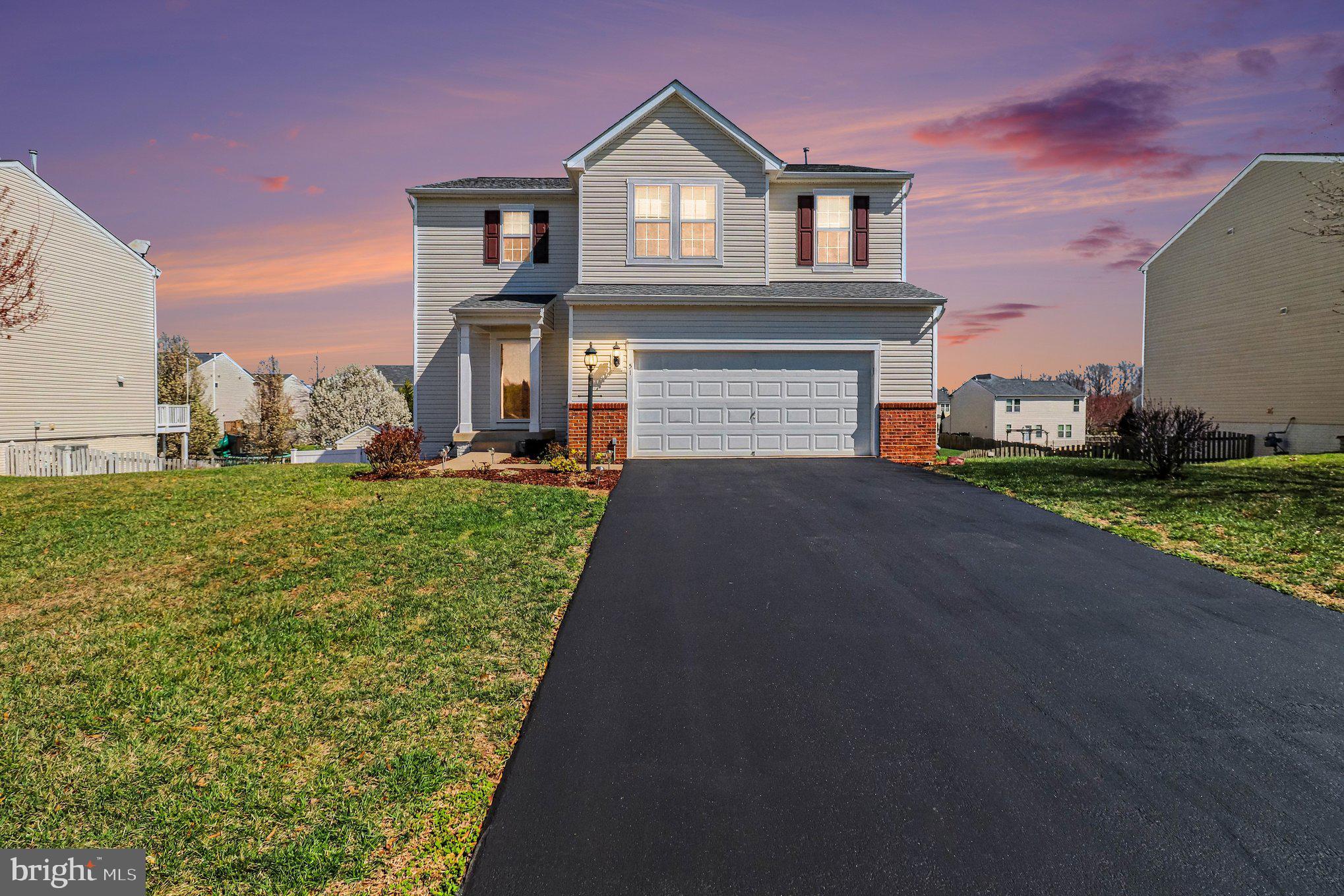 STAFFORD LAKES VILLAGE - Residential