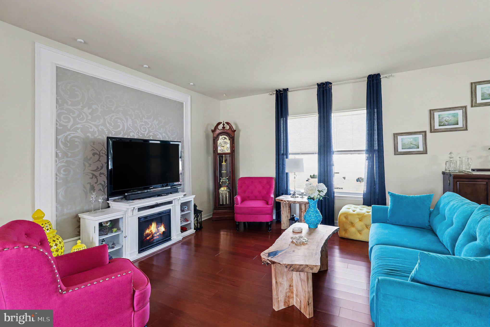 STAFFORD LAKES VILLAGE - Residential