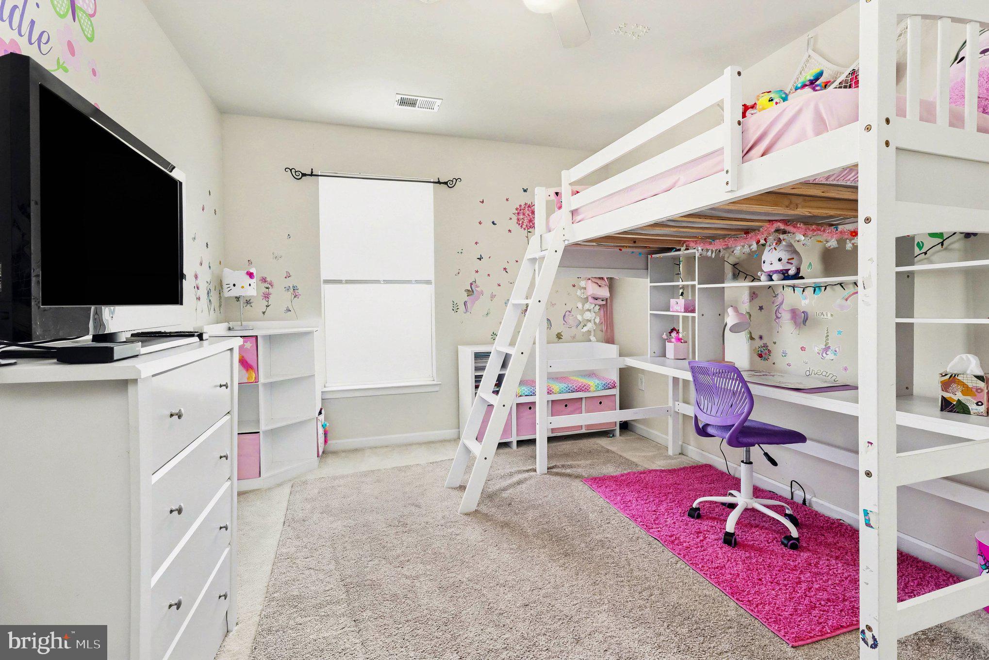 STAFFORD LAKES VILLAGE - Residential