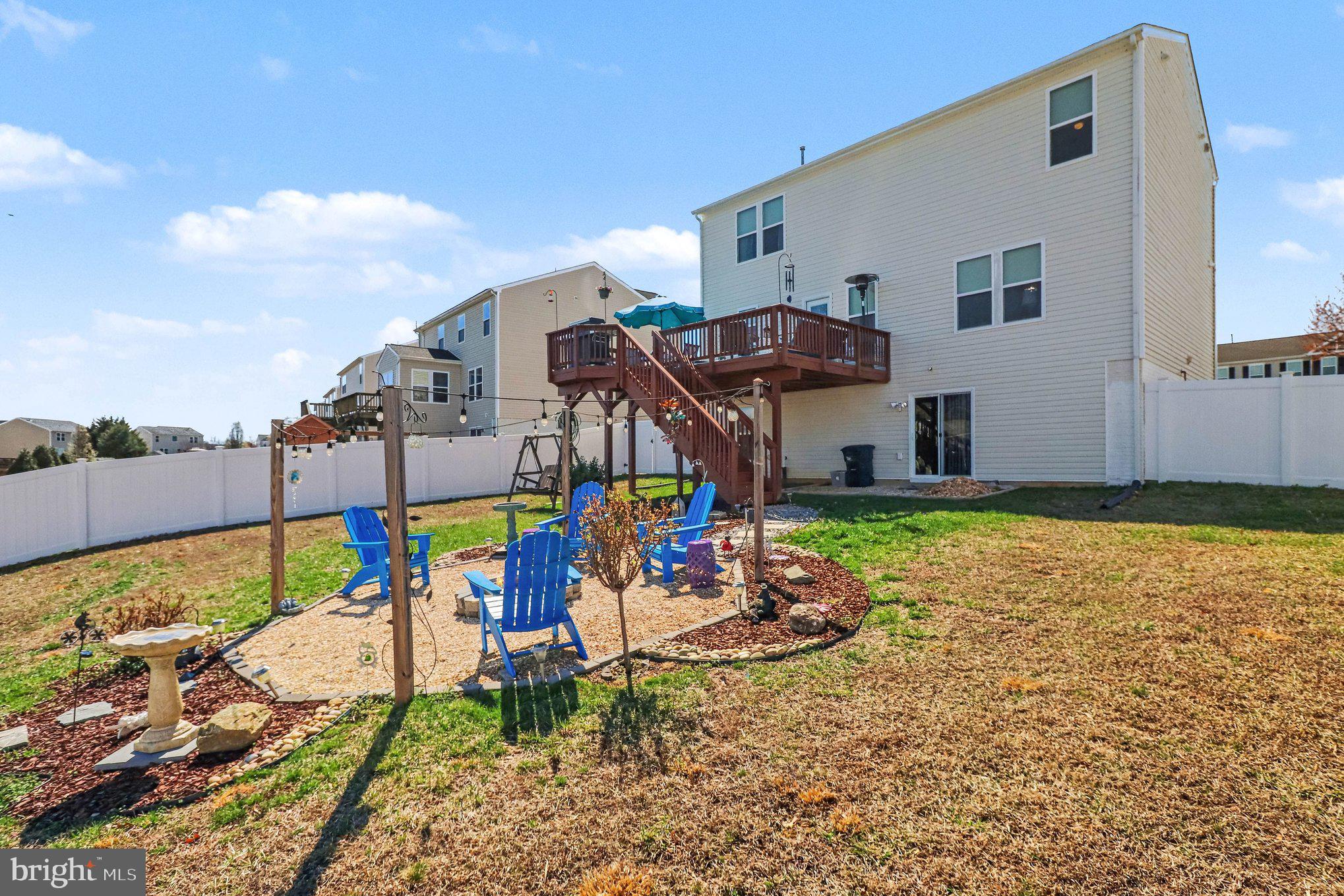 STAFFORD LAKES VILLAGE - Residential