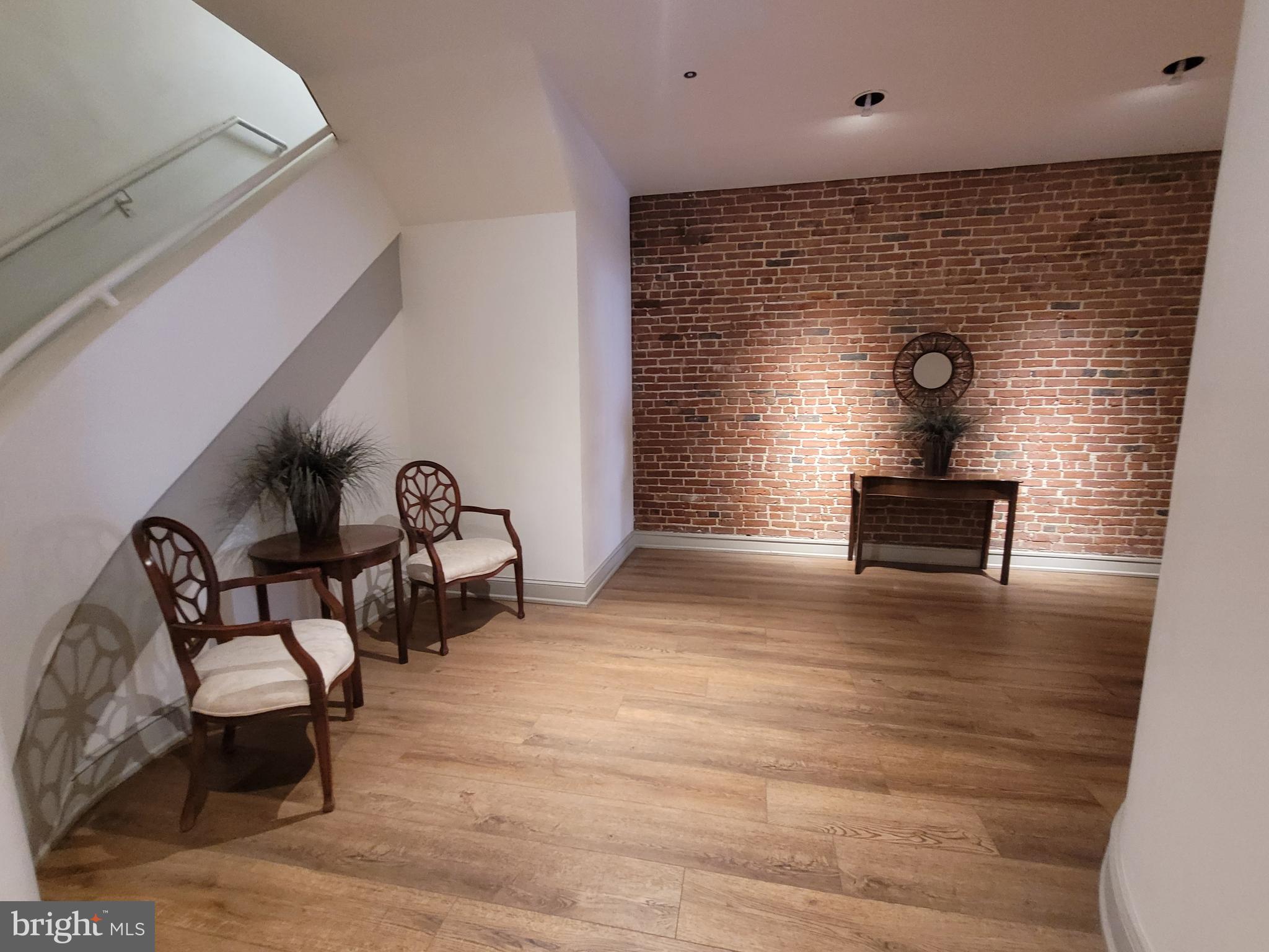 OLD CITY - Residential