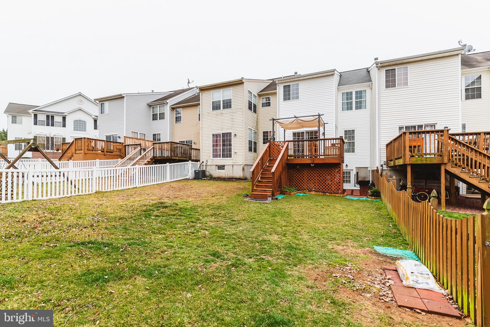 MONMOUTH MEADOWS - Residential