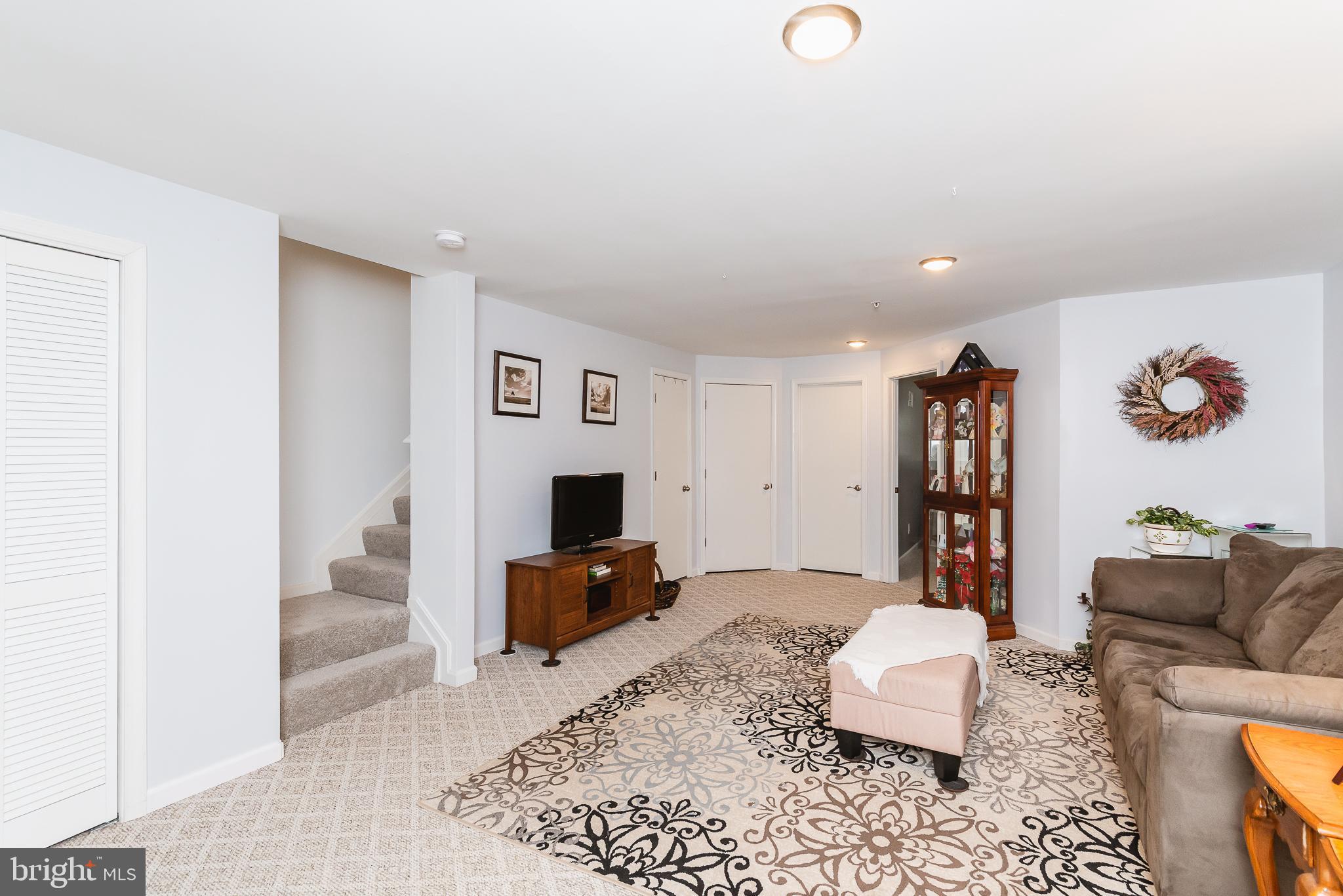 MONMOUTH MEADOWS - Residential