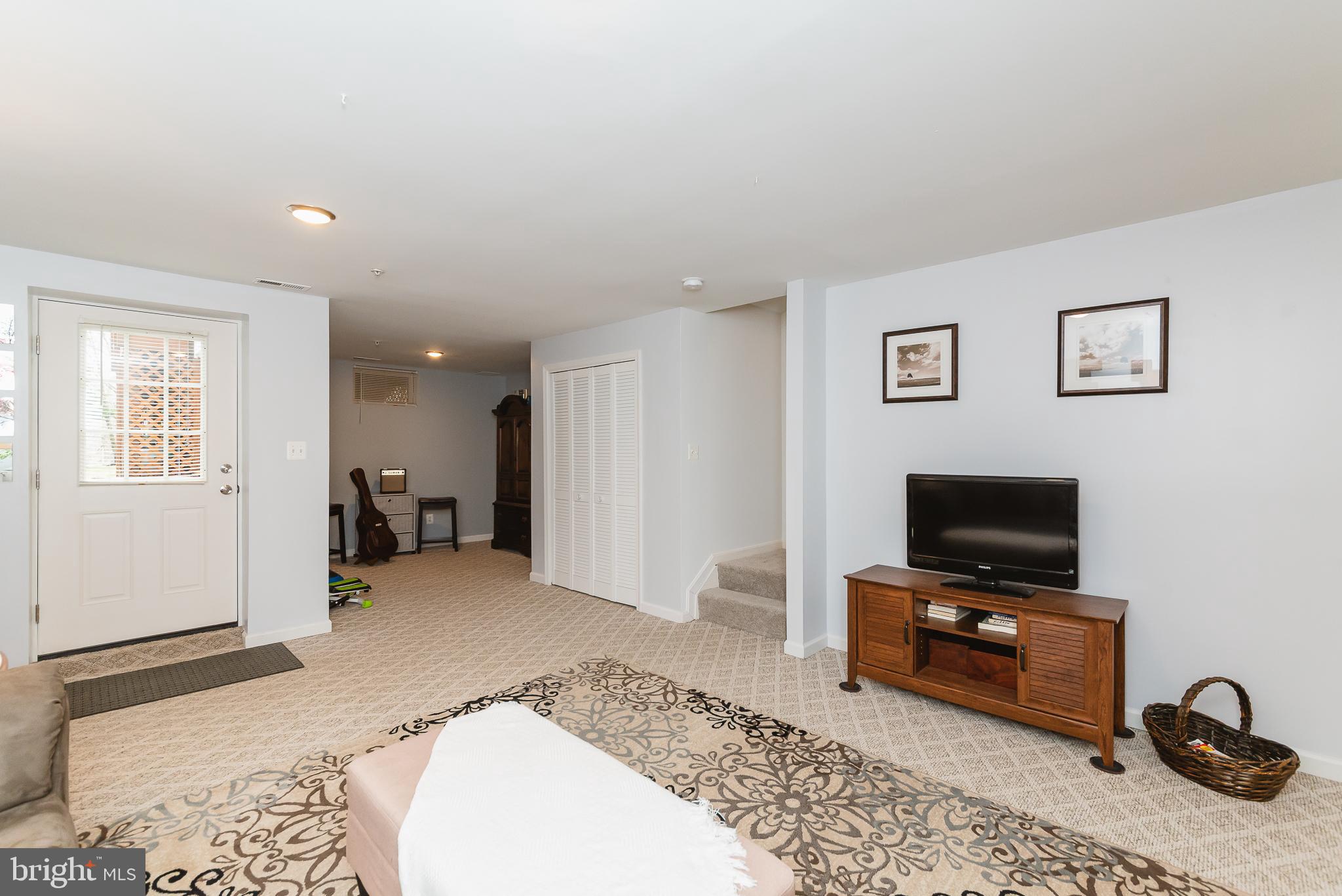 MONMOUTH MEADOWS - Residential