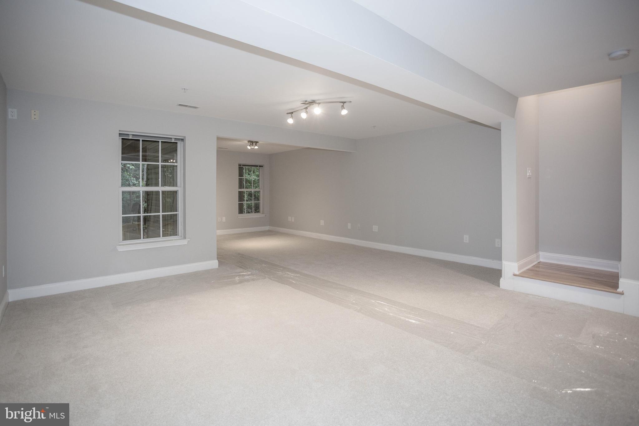 STONEHURST - Residential