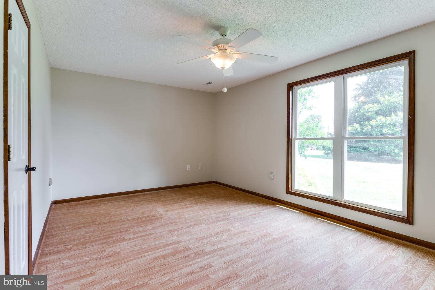 GOLDEN BEACH - Residential