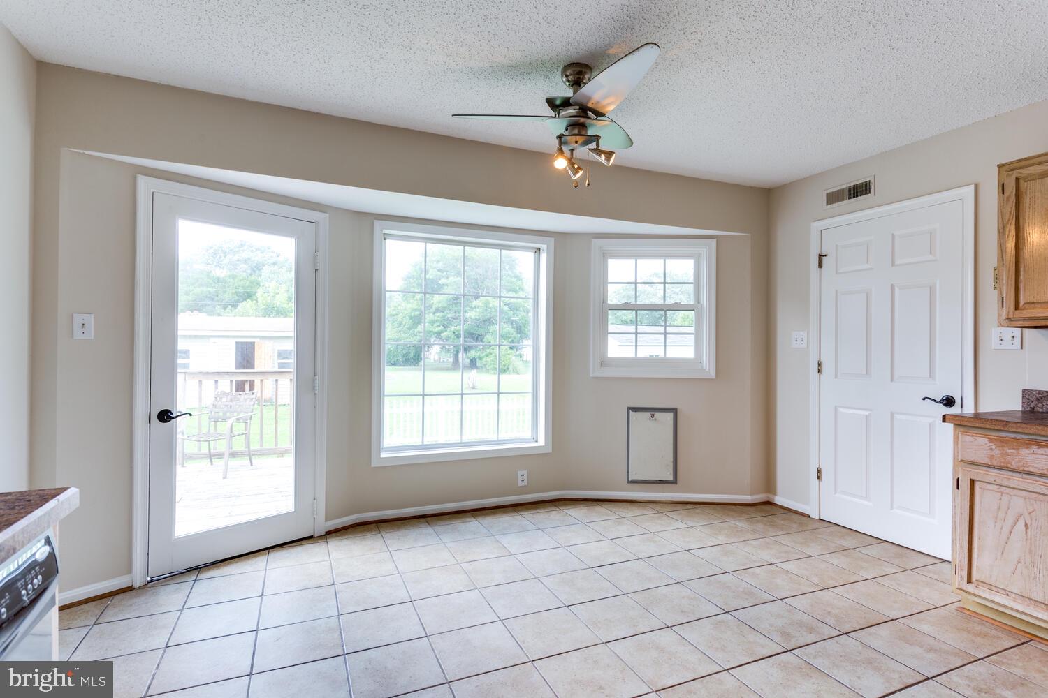 GOLDEN BEACH - Residential