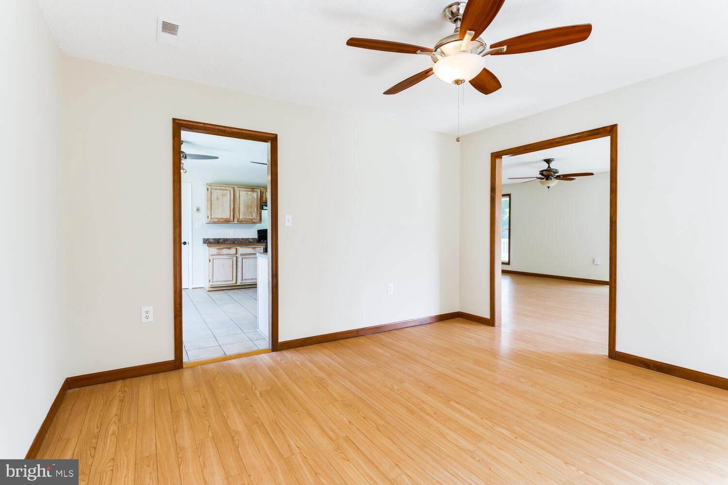 GOLDEN BEACH - Residential