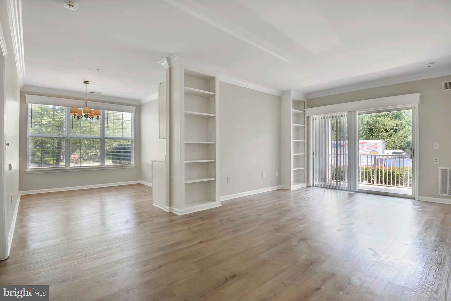 20901 CEDARPOST SQUARE 101