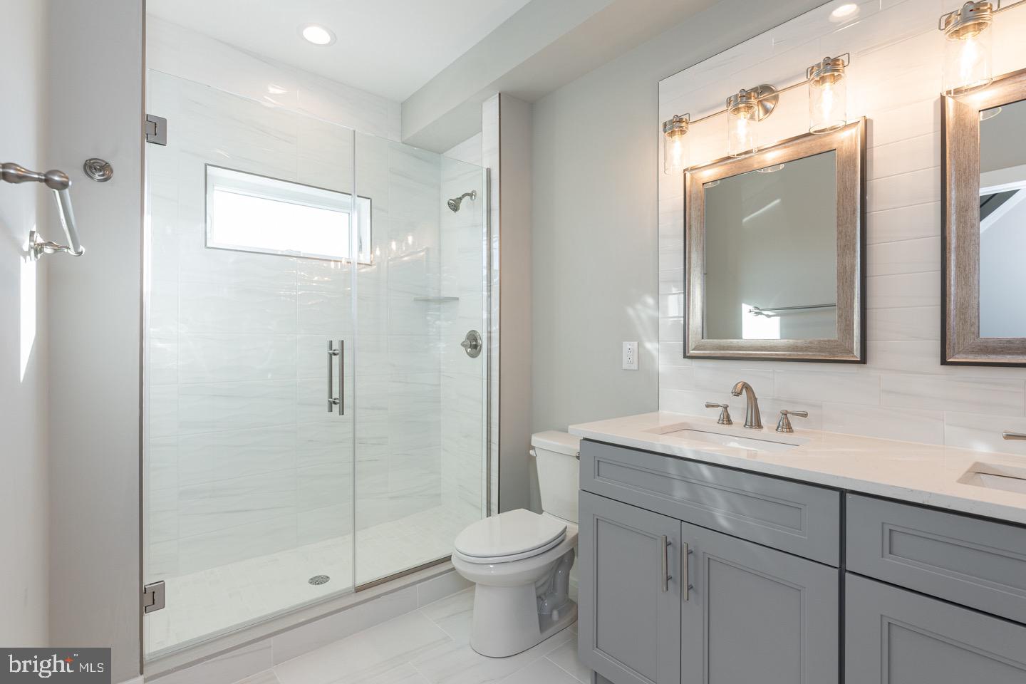 NORRIS SQUARE - Residential Lease