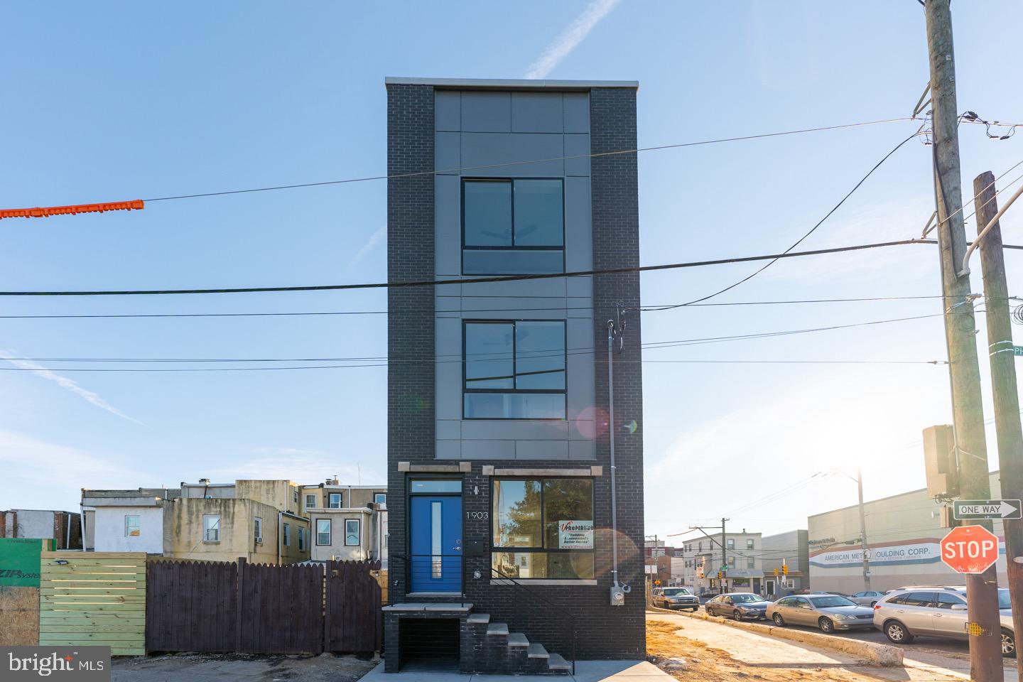 NORRIS SQUARE - Residential Lease