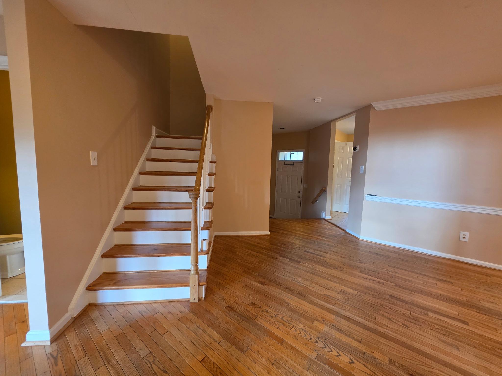 10952 BLOOMINGDALE DRIVE