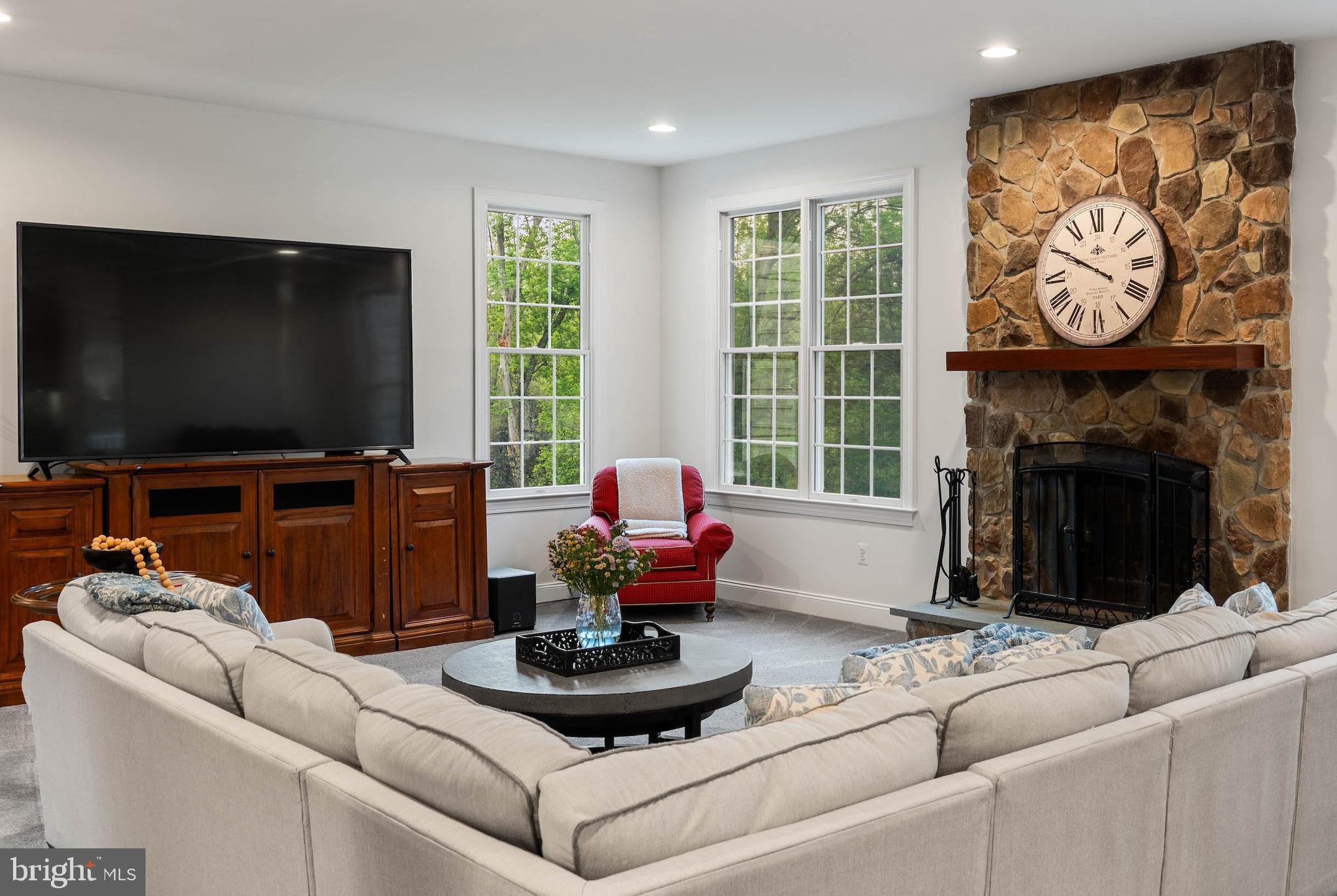 HUNT VALLEY CHASE - Residential