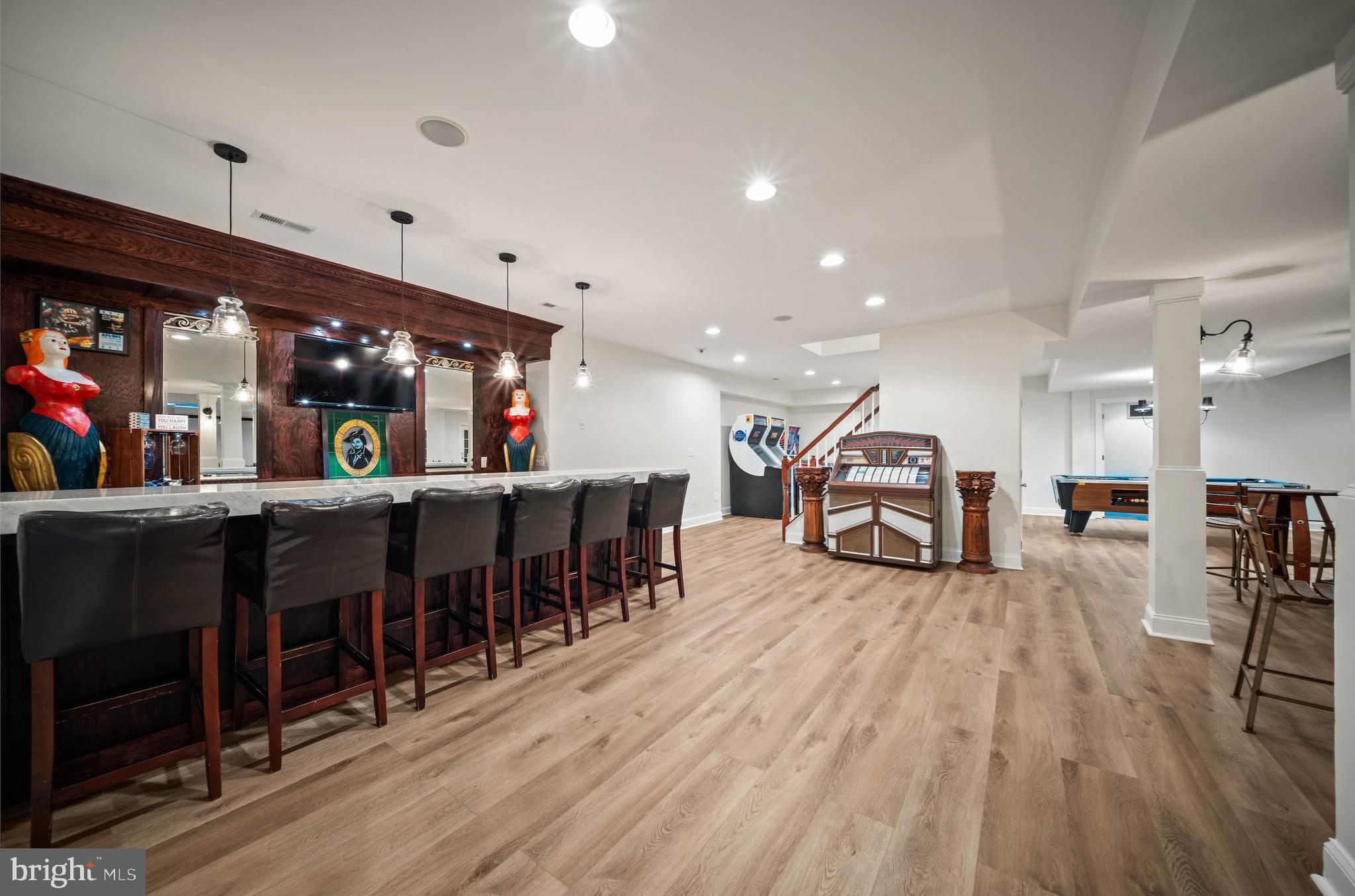 HUNT VALLEY CHASE - Residential