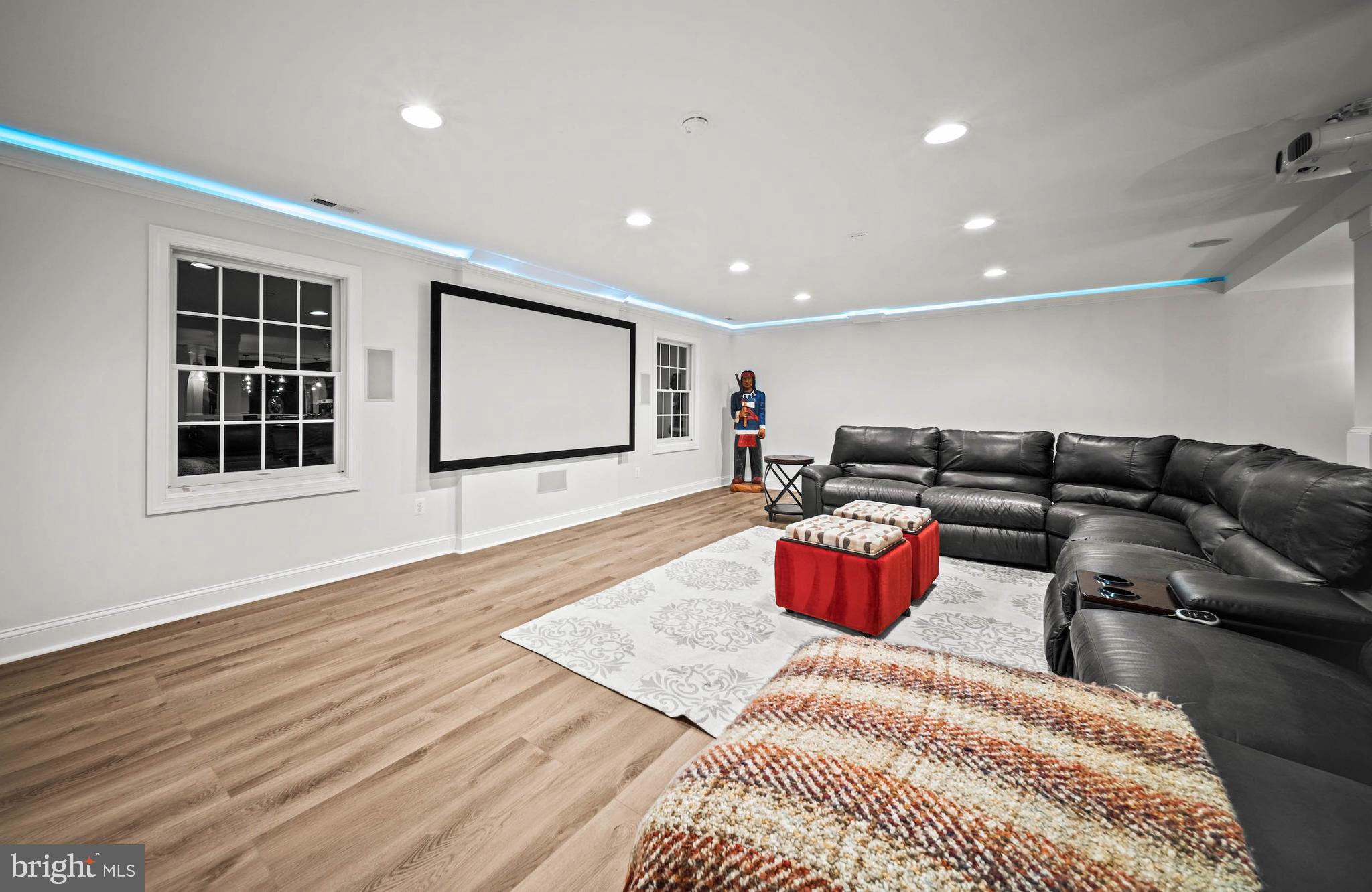 HUNT VALLEY CHASE - Residential