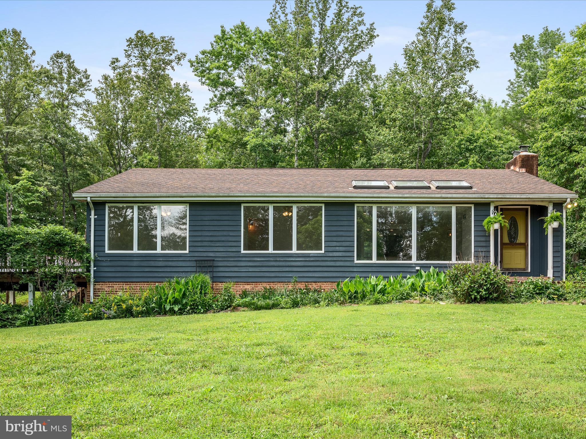 13293 BEECHWOOD LANE