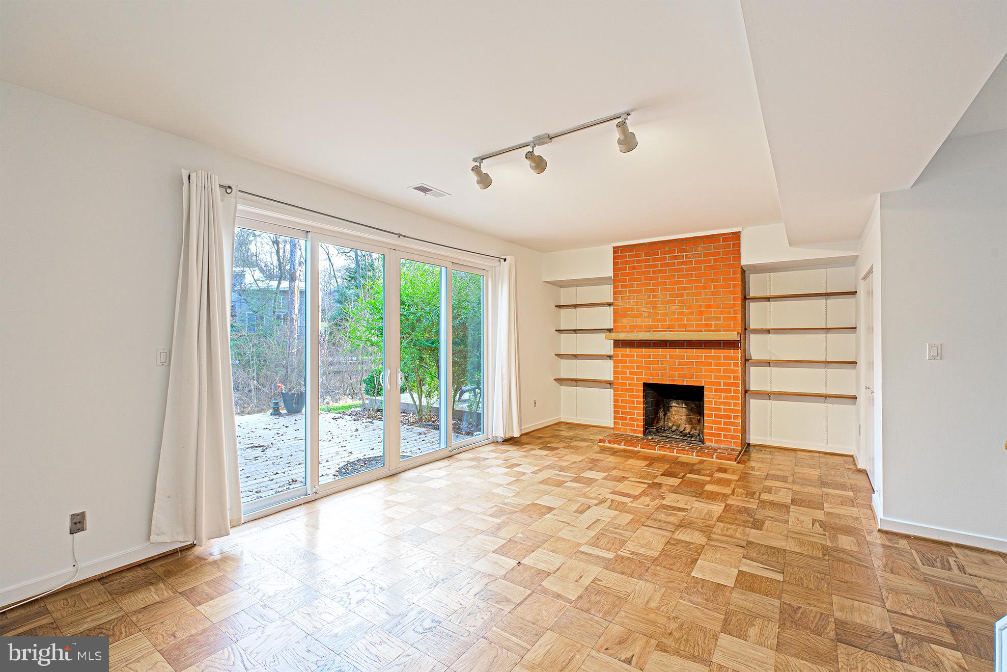 WATERVIEW CLUSTER - Residential