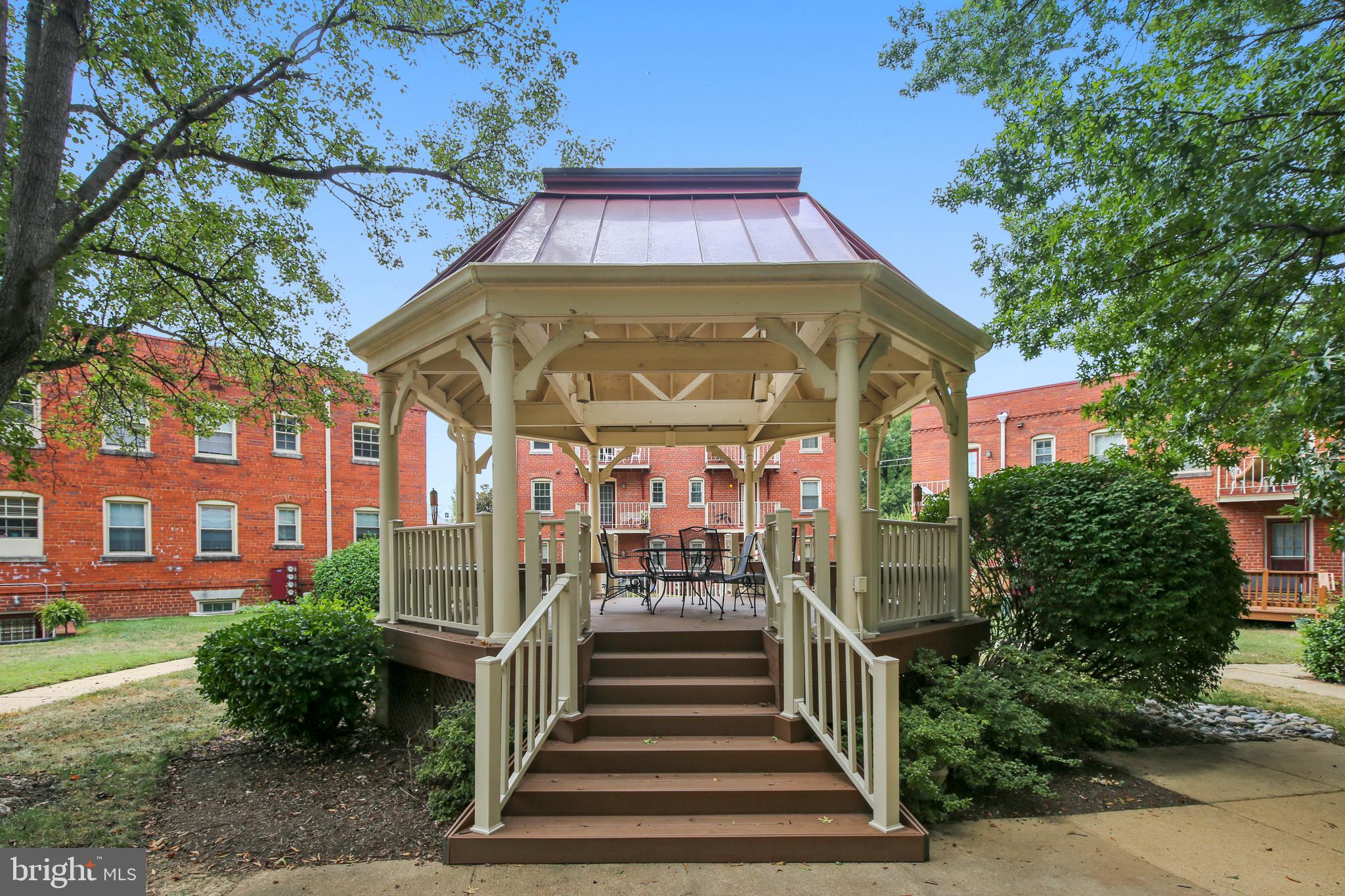 HARBOR TERRACE - Residential Lease