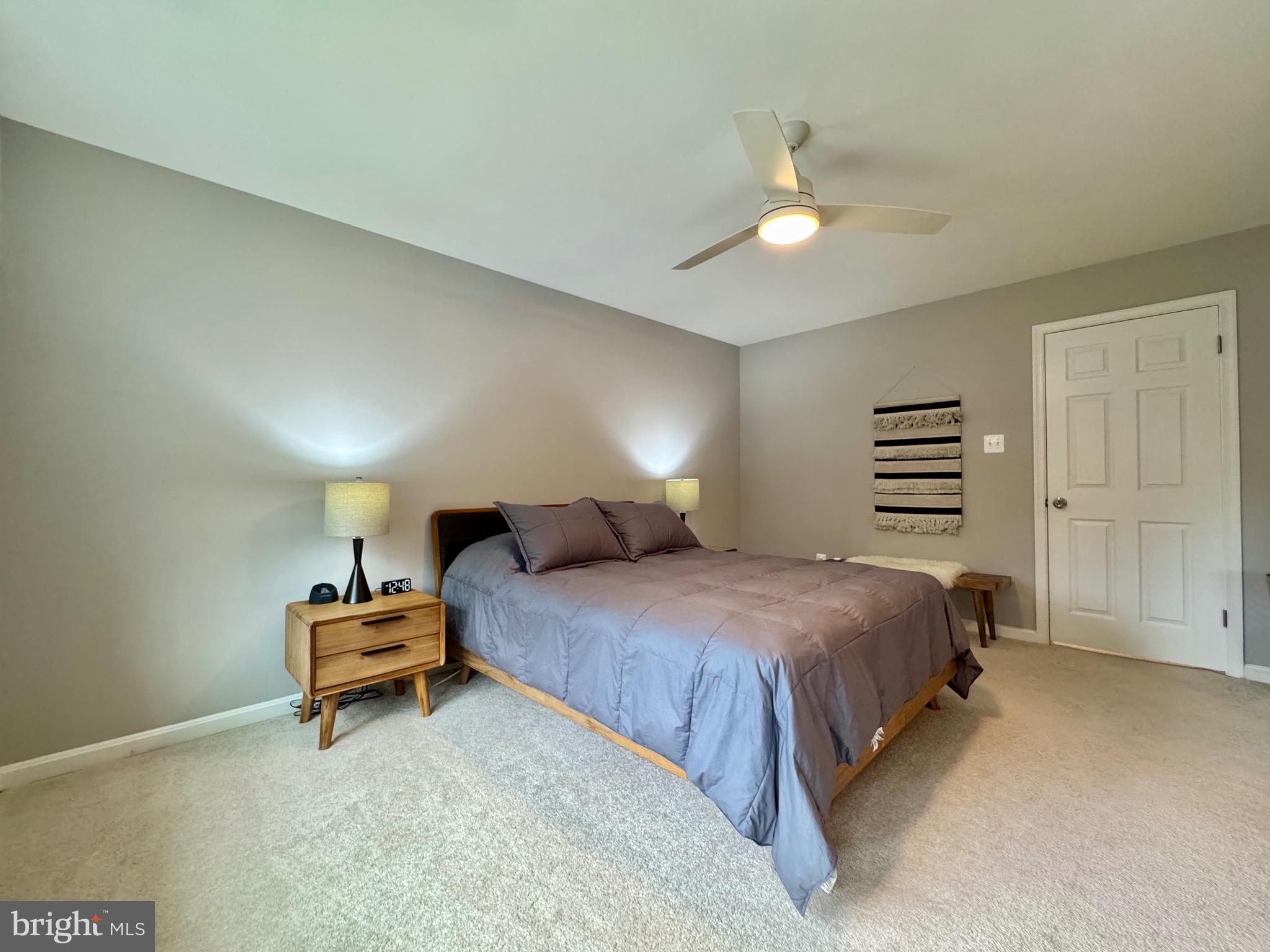 COUNTRY CREEK - Residential Lease