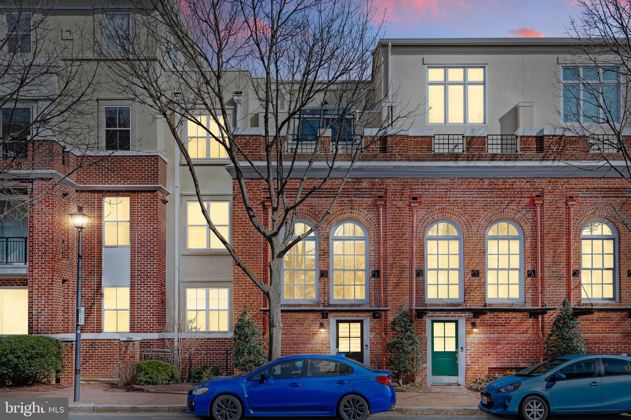 OLD TOWN NORTH - Residential