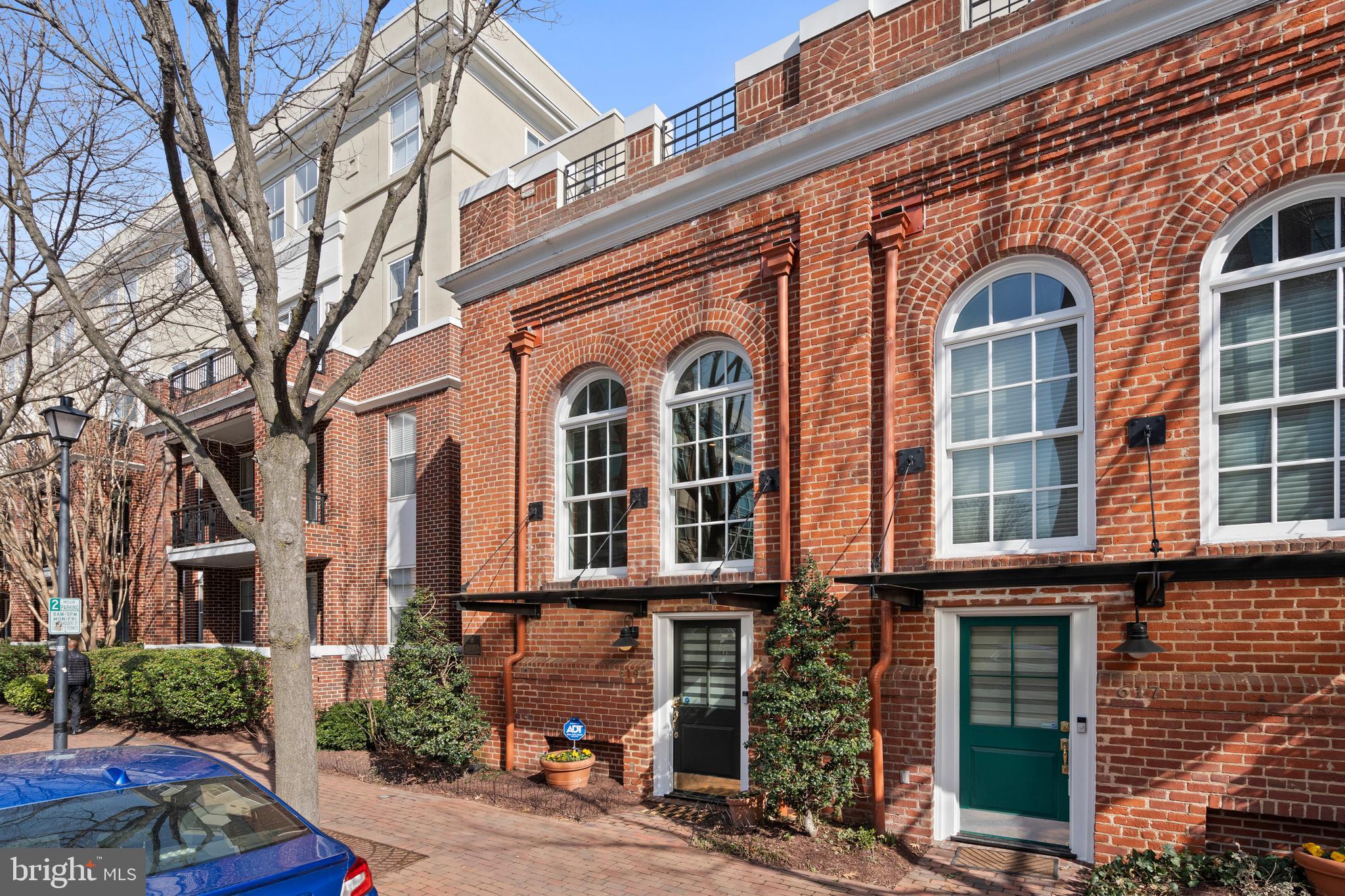 OLD TOWN NORTH - Residential