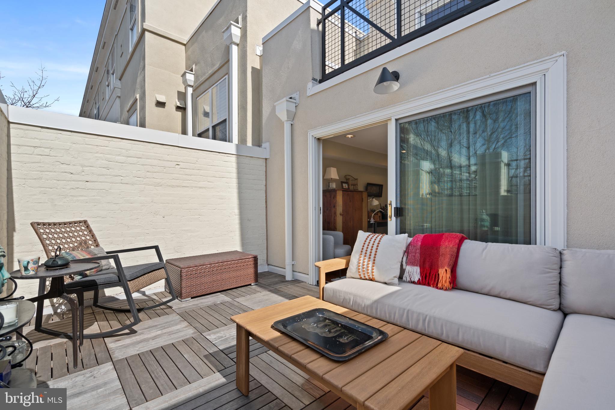 OLD TOWN NORTH - Residential