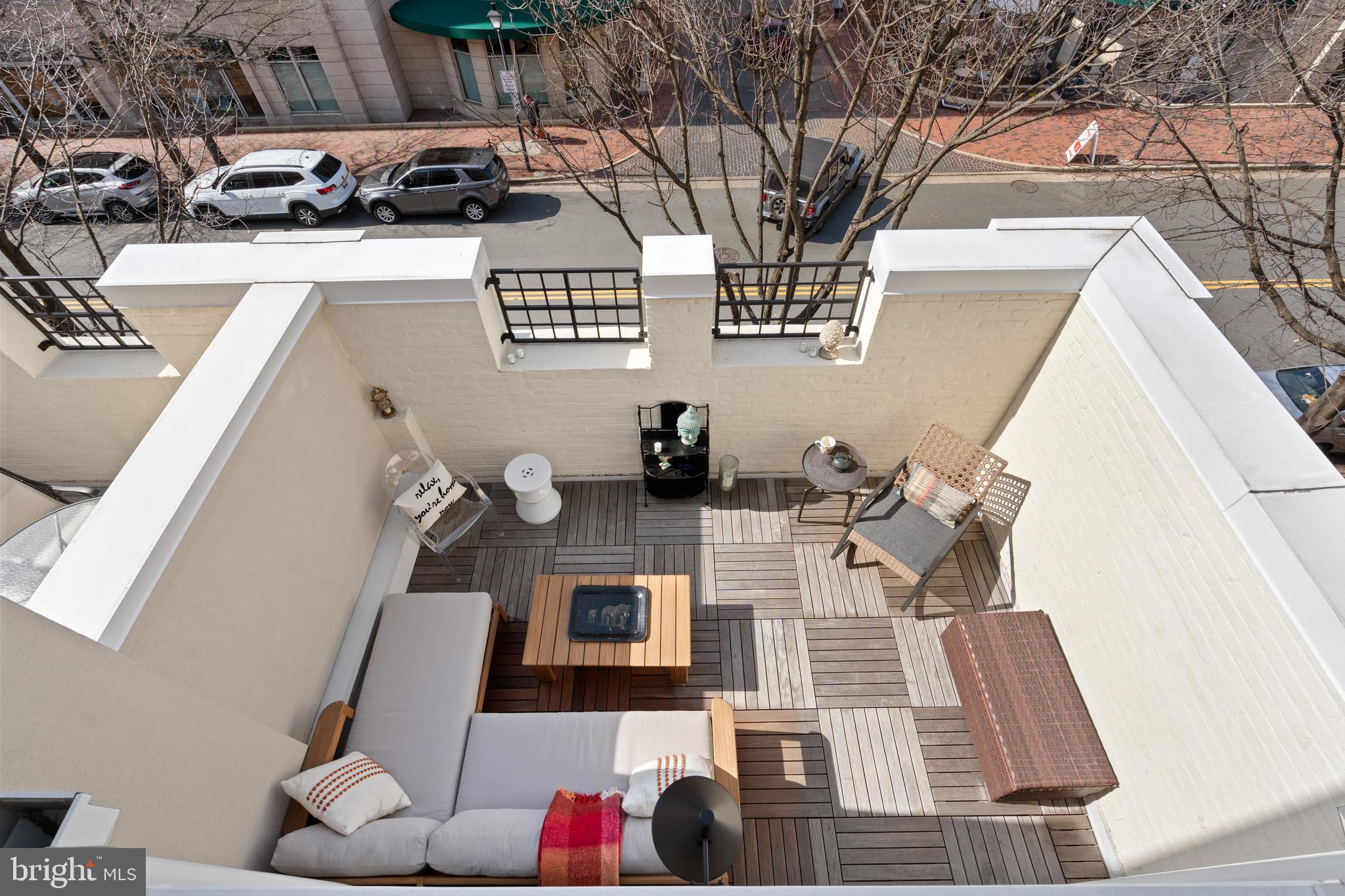 OLD TOWN NORTH - Residential