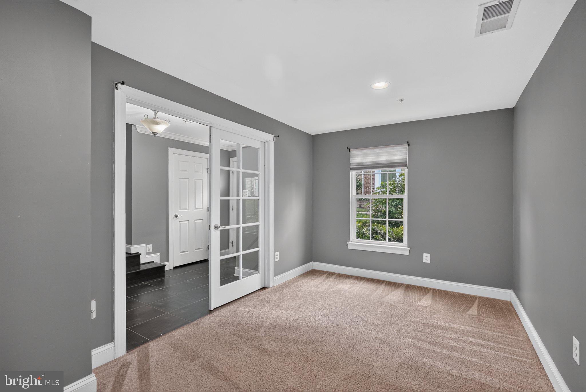1506 PIN OAK COURT
