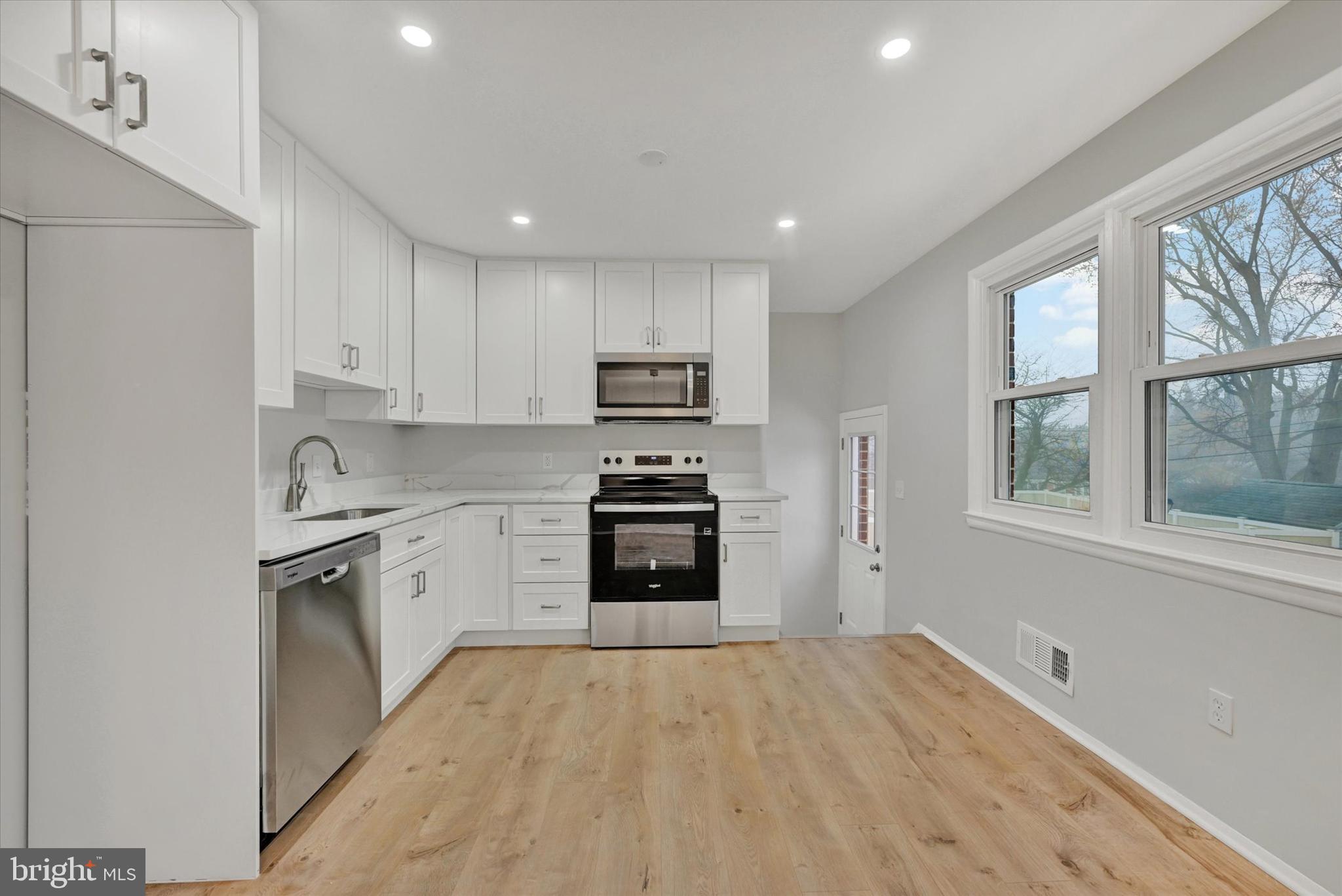 HARFORD HILLS - Residential