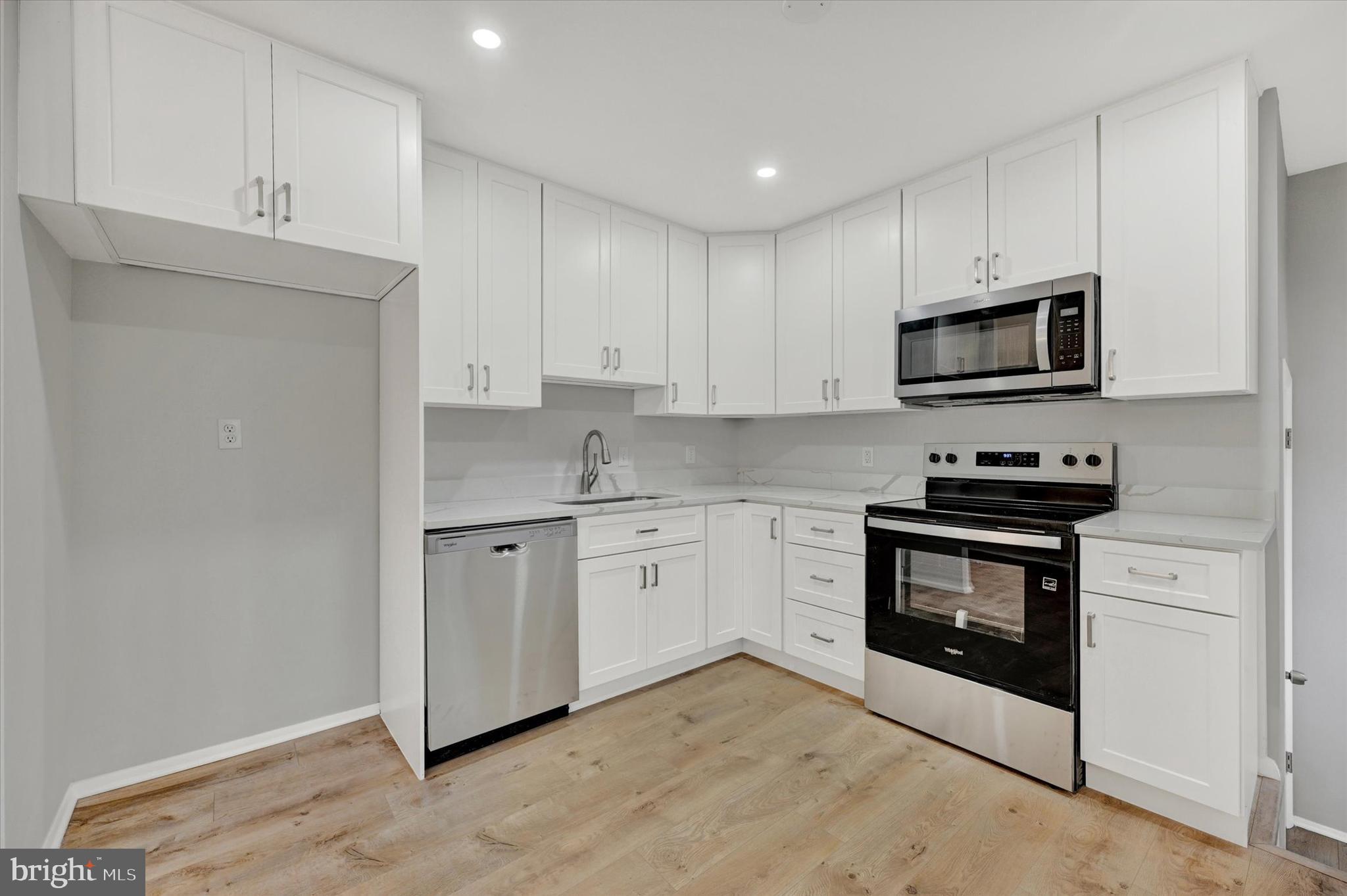 HARFORD HILLS - Residential