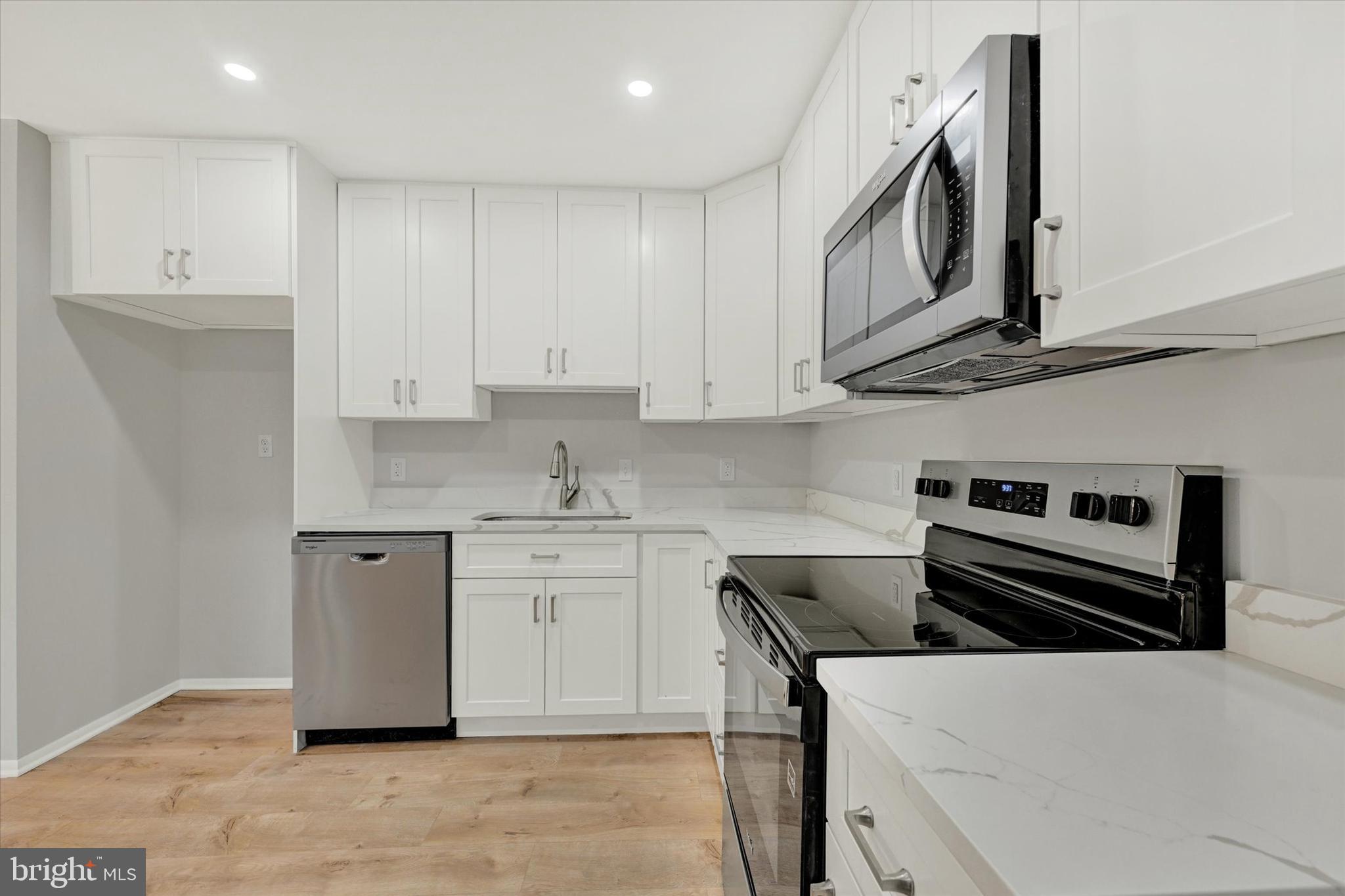 HARFORD HILLS - Residential