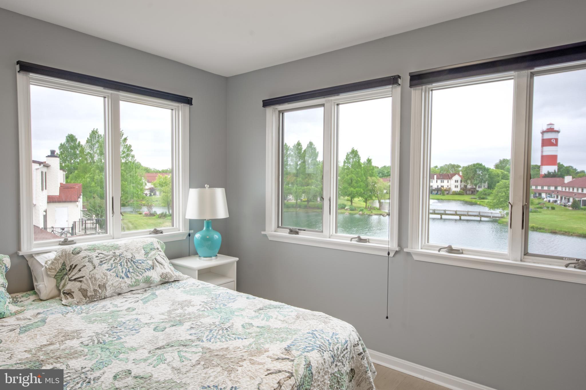 QUEENS LANDING - Residential