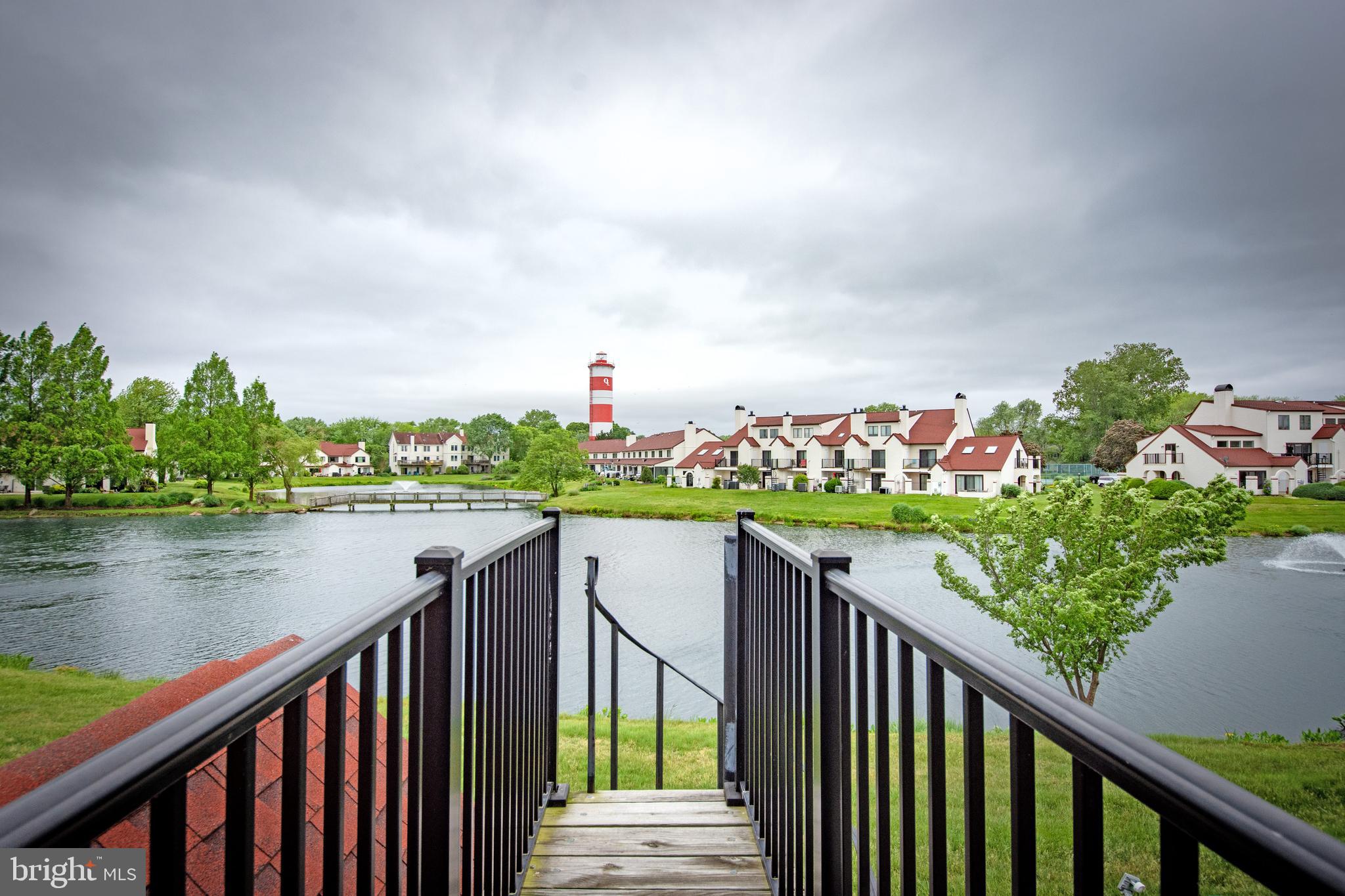 QUEENS LANDING - Residential