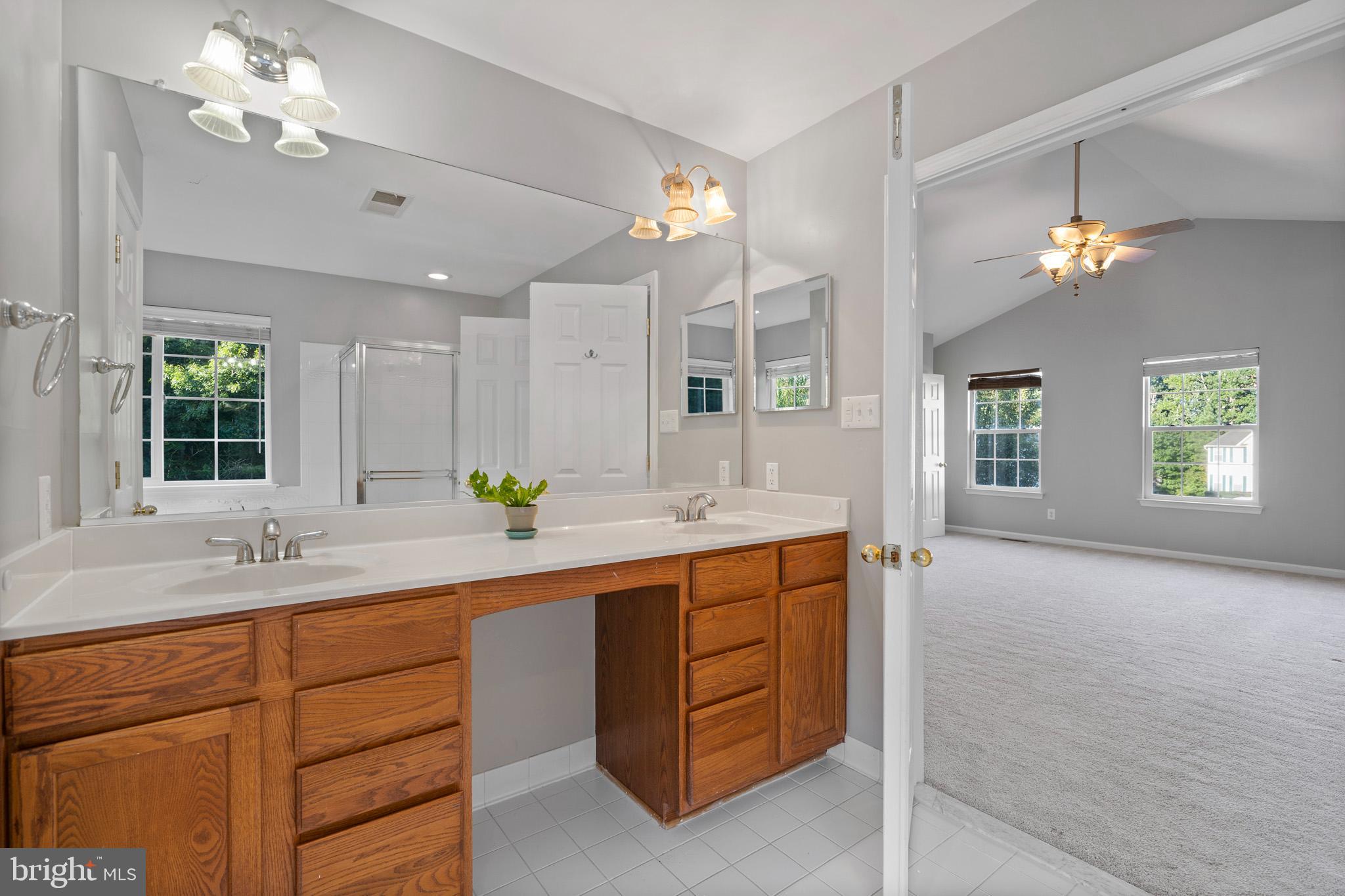 SOUTHWOODS - Residential